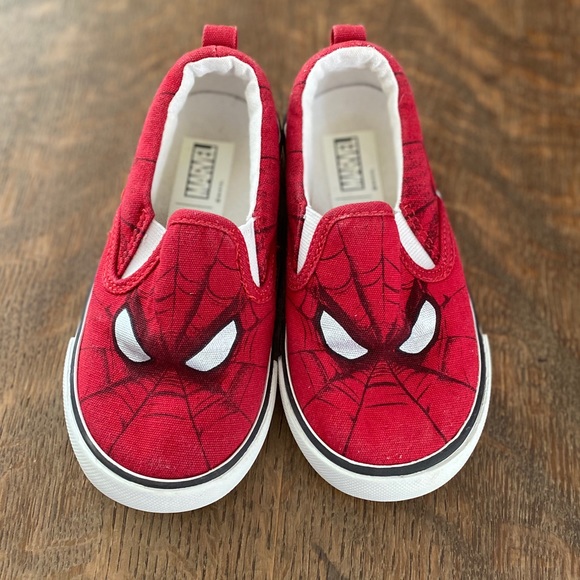 spiderman shoes gap